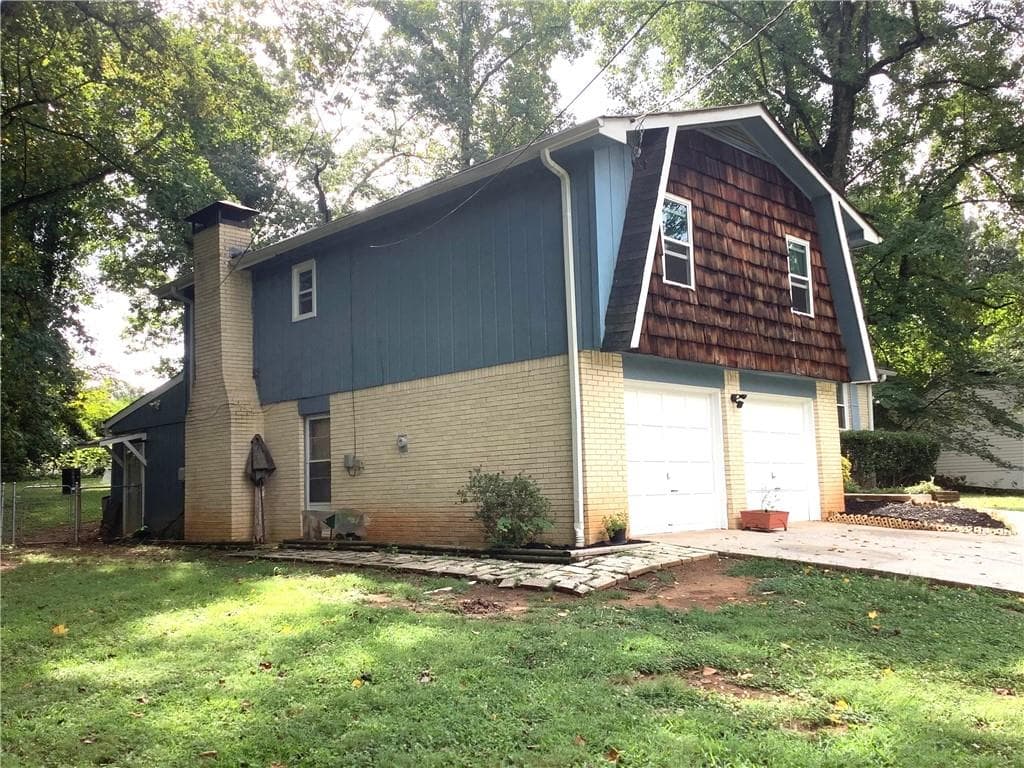 454 Burgundy Court, Stone Mountain, GA 30087 — most recent listing photo