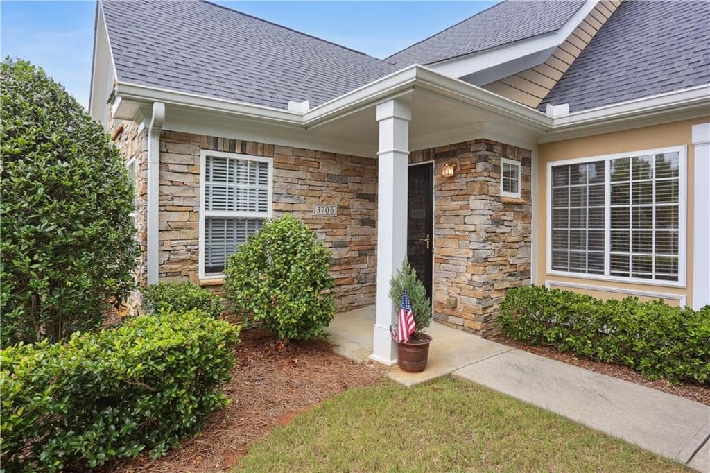 3706 Village Lane, Roswell, GA 30075 — most recent listing photo