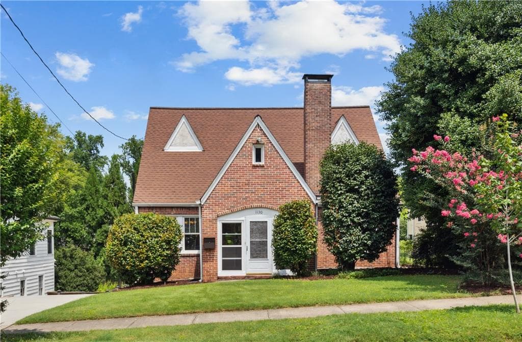 3 bedroom, 2 bathroom, 2,242 sq ft single family residence sold at 1130 Hudson Drive, Atlanta, GA 30306