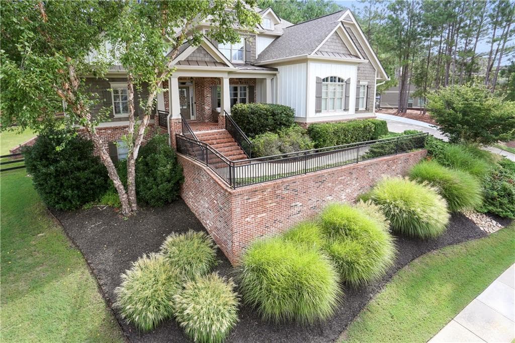 4 bedroom, 4 bathroom, 3,498 sq ft single family residence sold at 184 Red Hawk Way, Dallas, GA 30132