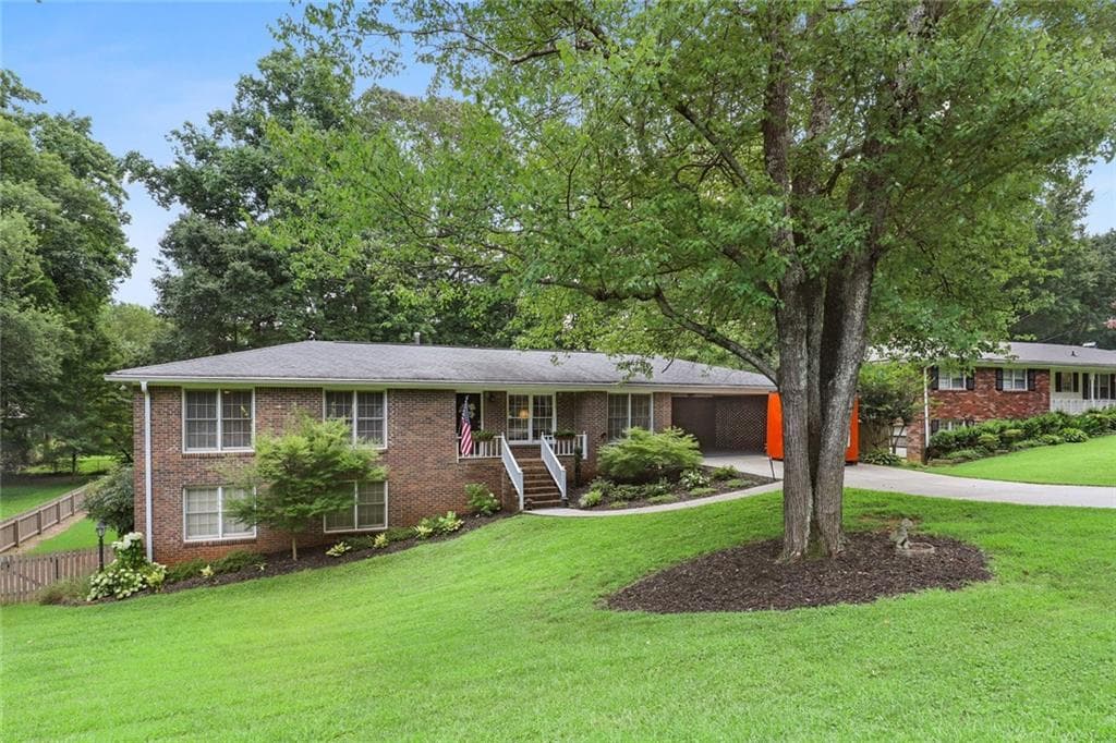 290 Dillard Drive, Kennesaw, GA 30144 — most recent listing photo