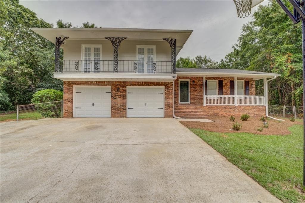 2185 E Chester Circle, Conyers, GA 30013 — most recent listing photo