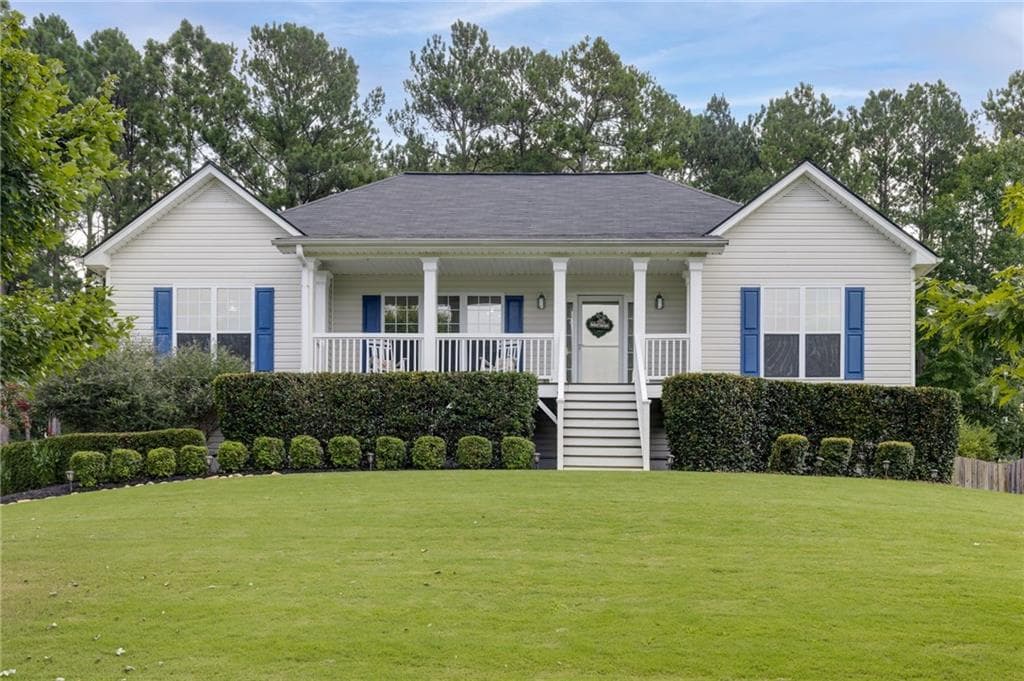 3 bedroom, 2 bathroom, 1,748 sq ft single family residence sold at 102 Harborside Drive, Dallas, GA 30132