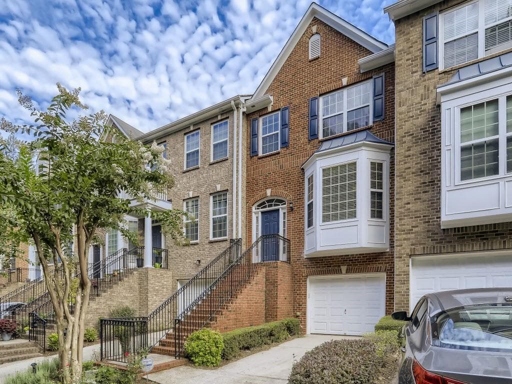 110 STUART CASTLE Way 25, Smyrna, GA 30082 — most recent listing photo