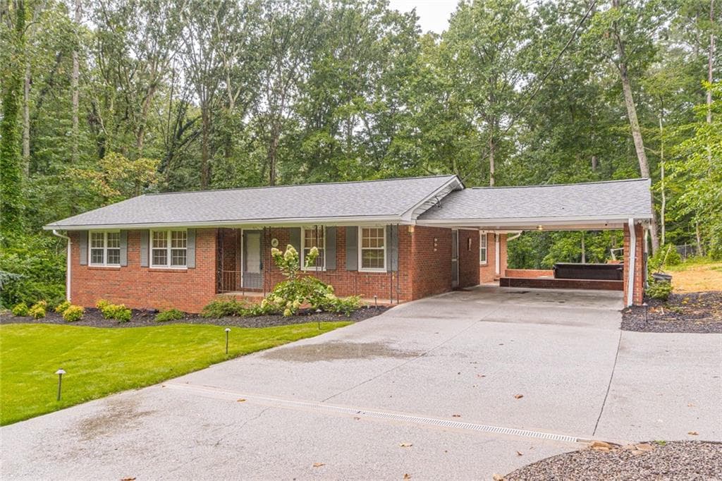 378 Mountainview Circle, Canton, GA 30115 — most recent listing photo