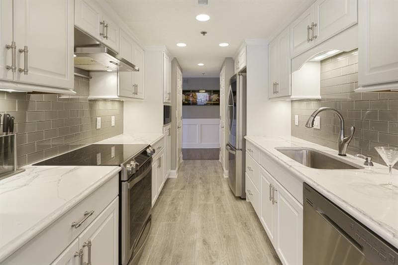 2 bedroom, 2 bathroom, 1,680 sq ft condominium sold at 3435 Kingsboro Road 602, Atlanta, GA 30326
