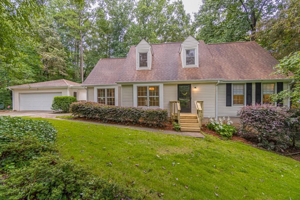 5245 Bay Circle, Cumming, GA 30041 — most recent listing photo