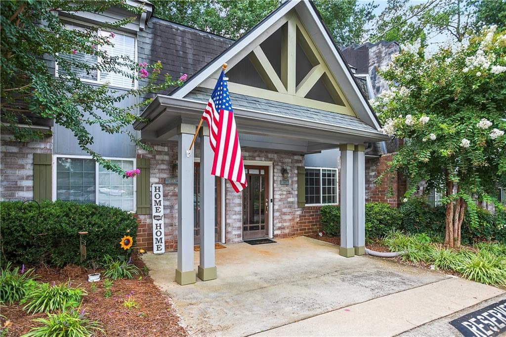 147 Rondak Circle, Smyrna, GA 30080 — most recent listing photo
