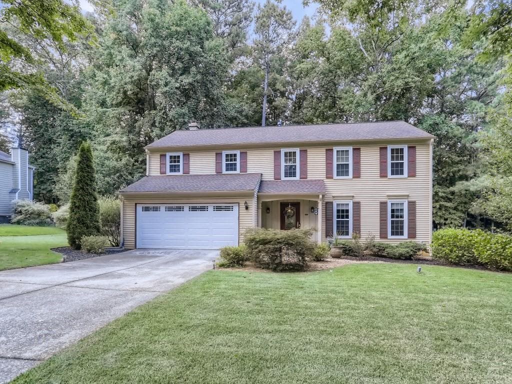 190 Barrington Drive, Roswell, GA 30076 — most recent listing photo