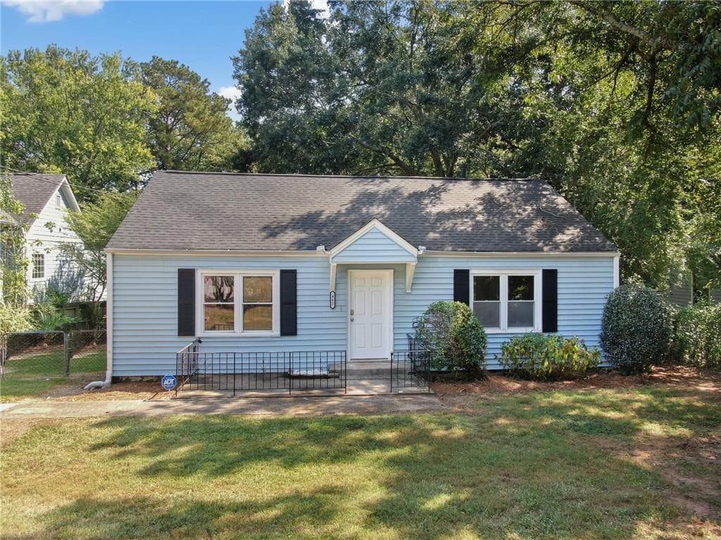 3 bedroom, 2 bathroom, 1,296 sq ft single family residence sold at 462 Maynard Terrace, Atlanta, GA 30316