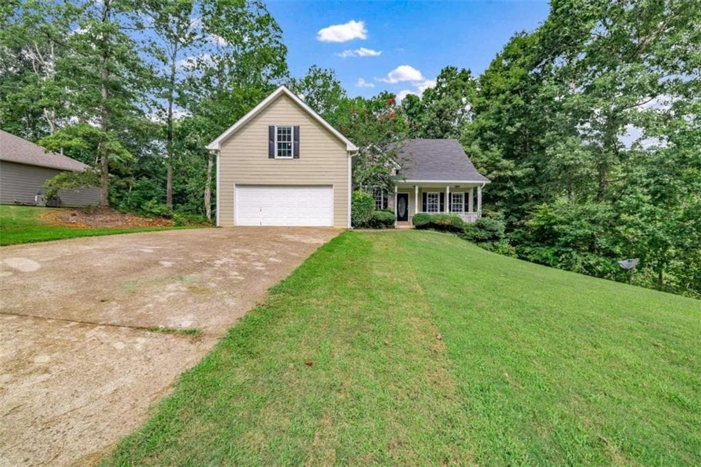 1028 Belmont Park Dr, Commerce, GA 30529 — most recent listing photo