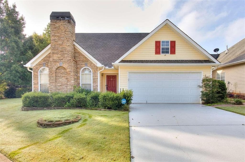 3 bedroom, 2 bathroom single family residence sold at 1143 Strath Clyde Way, Mcdonough, GA 30253