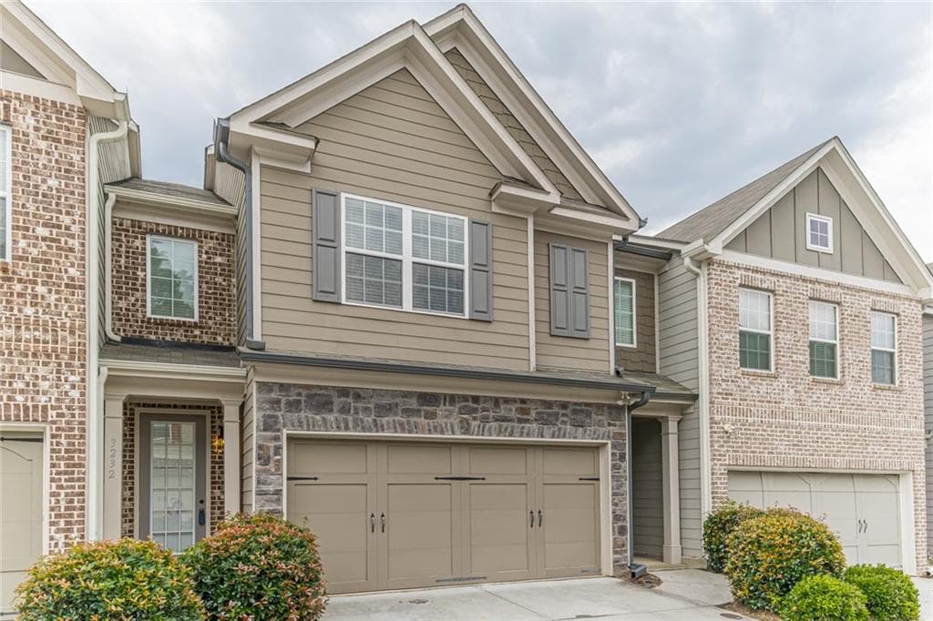 3242 Clear View Drive, Snellville, GA 30078 — most recent listing photo