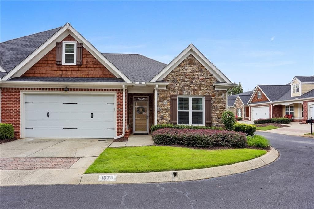 1075 Creekwalk Drive, Alpharetta, GA 30004 — most recent listing photo