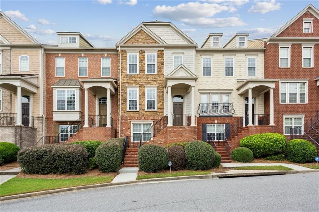 3 bedroom, 4 bathroom, 1,848 sq ft townhouse sold at 4807 SELDON Way, Smyrna, GA 30080
