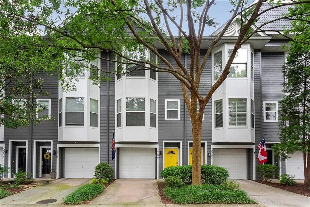 3 bedroom, 4 bathroom, 1,792 sq ft townhouse sold at 951 Glenwood Avenue 2706, Atlanta, GA 30316