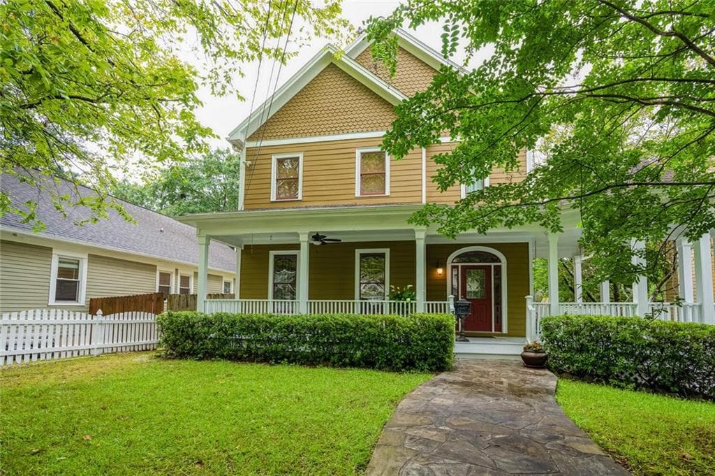 3 bedroom, 3 bathroom, 2,396 sq ft single family residence sold at 347 Ormond Street, Atlanta, GA 30315