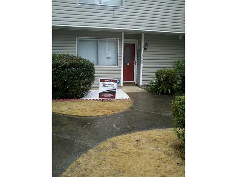8568 Creekwood Way 8568, Jonesboro, GA 30238 — most recent listing photo