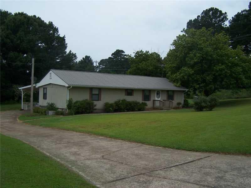 7595 Bates Drive, Alpharetta, GA 30004 — most recent listing photo