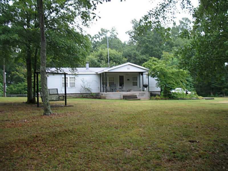 3 bedroom, 1,176 sq ft single family residence sold at 201 Overlook Trail, Dallas, GA 30132