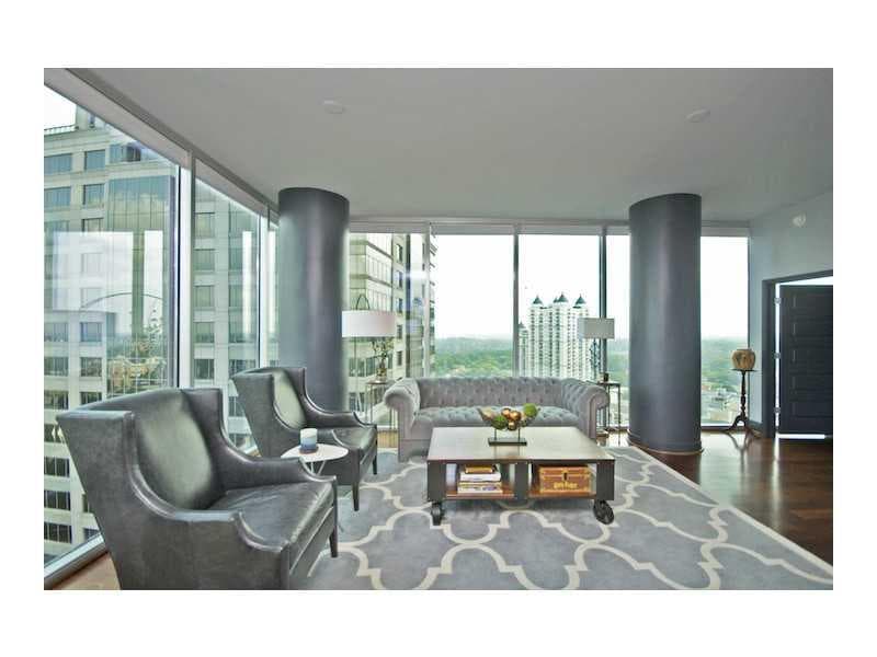 2 bedroom, 1,386 sq ft condominium sold at 1080 Peachtree Street 2502, Atlanta, GA 30309