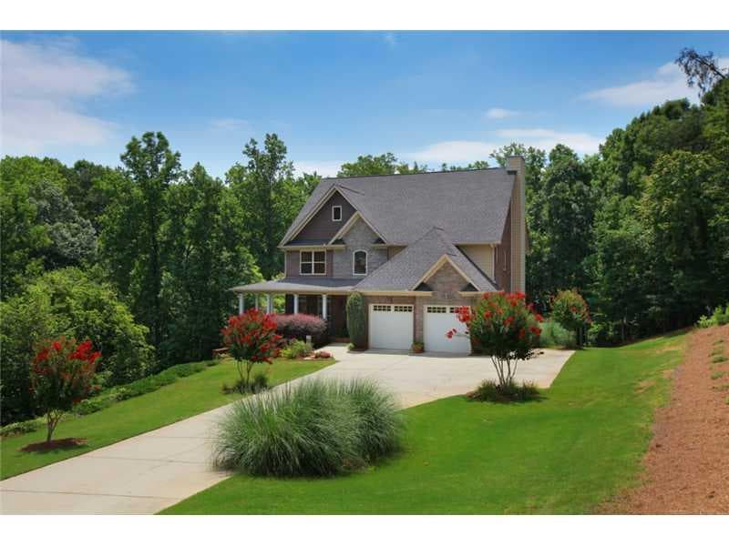 4 bedroom single family residence sold at 1952 River View Drive, Gainesville, GA 30501