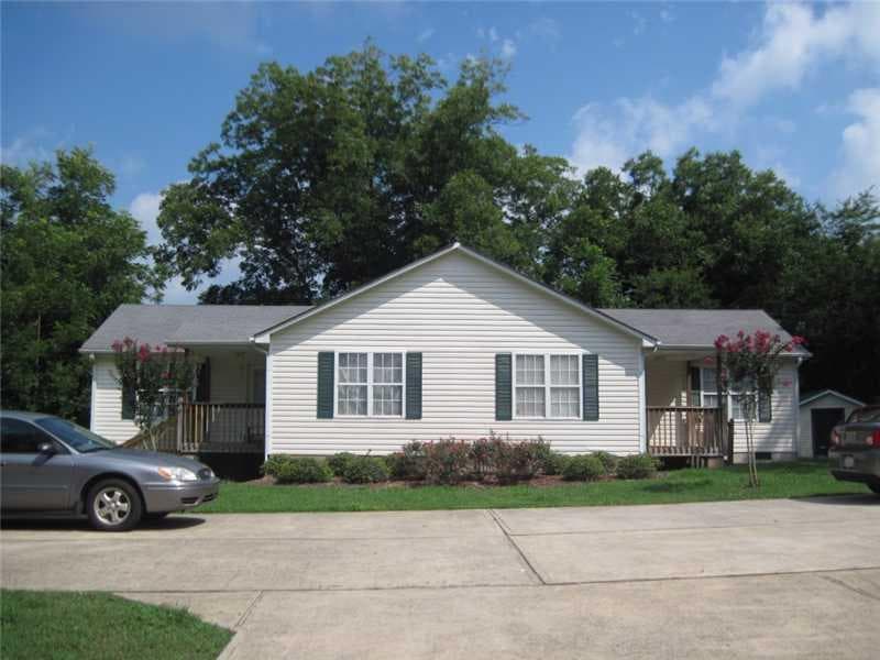 4 bedroom duplex sold at 182 West Jefferson Street, Hoschton, GA 30548