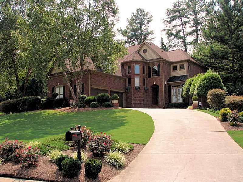 5 bedroom, 4,621 sq ft single family residence sold at 288 LYNSHIRE Court, Marietta, GA 30064