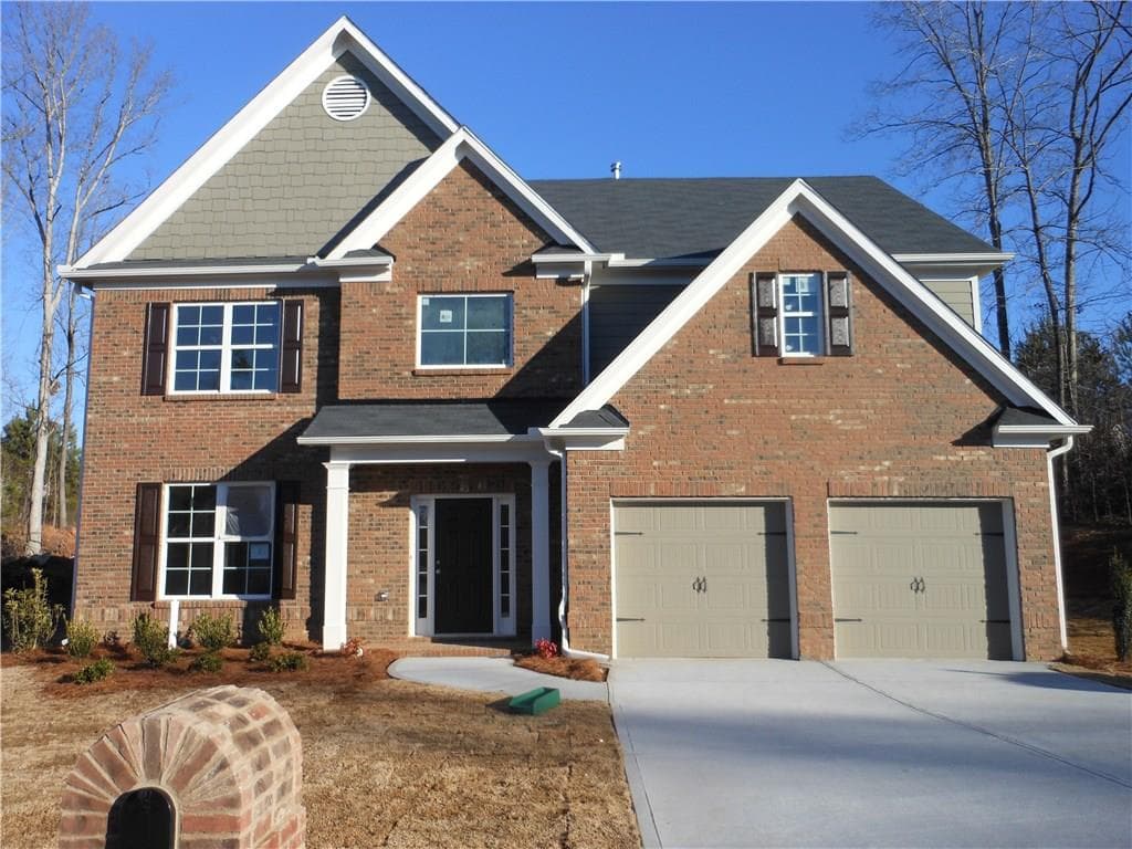 5 bedroom, 2,695 sq ft single family residence sold at 2554 St Paul Drive, Atlanta, GA 30331