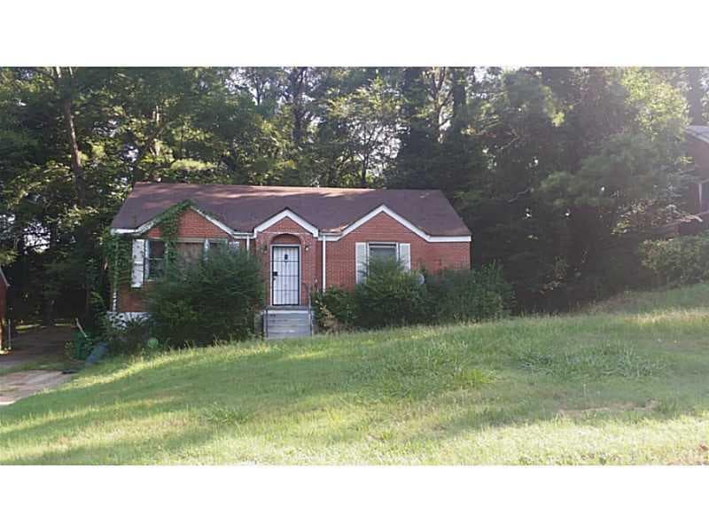 2 bedroom, 2,005 sq ft single family residence sold at 1954 Wildwood Drive, Decatur, GA 30032