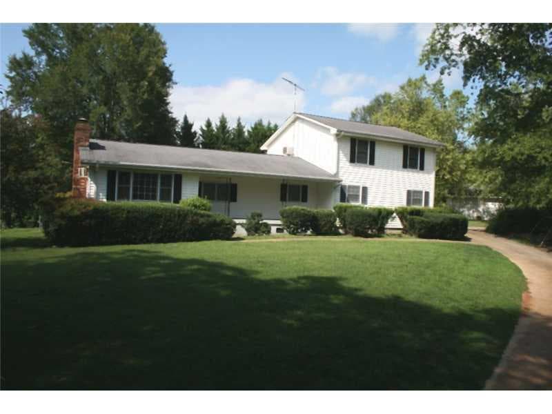 3 bedroom single family residence sold at 670 Cedar Grove Church Road, Jefferson, GA 30549