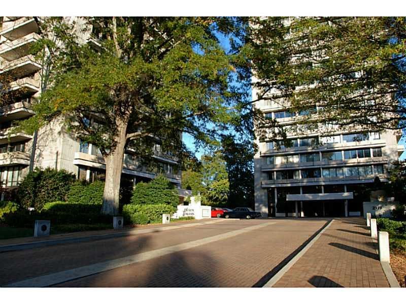 2 bedroom, 1,594 sq ft condominium sold at 2575 Peachtree Road 10A, Atlanta, GA 30305