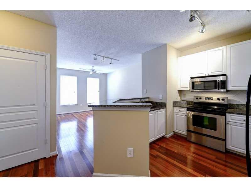 1 bedroom, 678 sq ft condominium sold at 10 Perimeter Summit Boulevard 3402, Atlanta, GA 30319