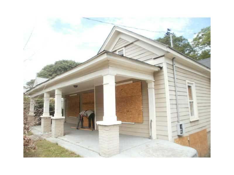 4 bedroom single family residence sold at 443 James P Brawley Drive, Atlanta, GA 30318