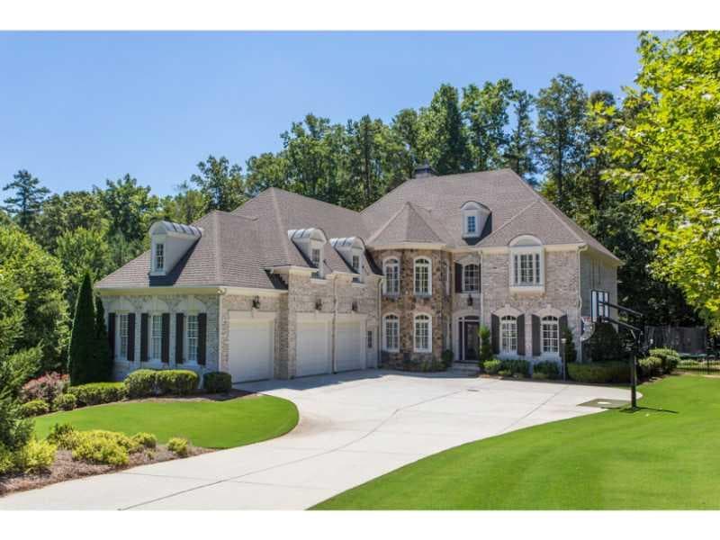 220 Eagles Circle, Alpharetta, GA 30004 — most recent listing photo