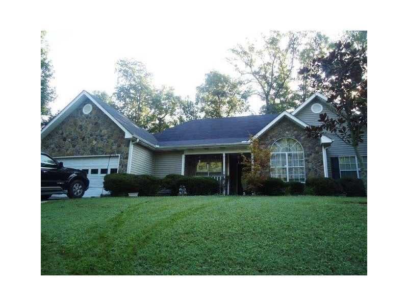 4 bedroom, 1,805 sq ft single family residence sold at 300 THORNBUSH Trace, Lawrenceville, GA 30046