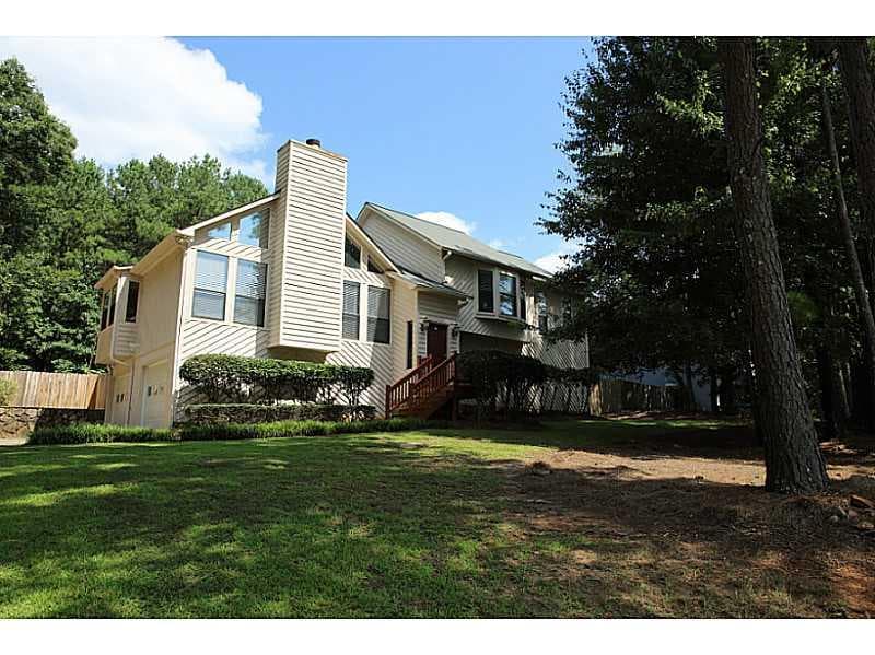 510 Honeysuckle Lane, Woodstock, GA 30188 — most recent listing photo