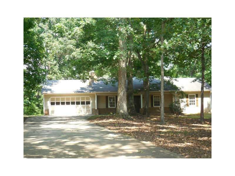142 Hunter Drive, Hoschton, GA 30548 — most recent listing photo