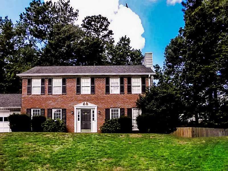 4257 Glenforest Way, Roswell, GA 30075 — most recent listing photo
