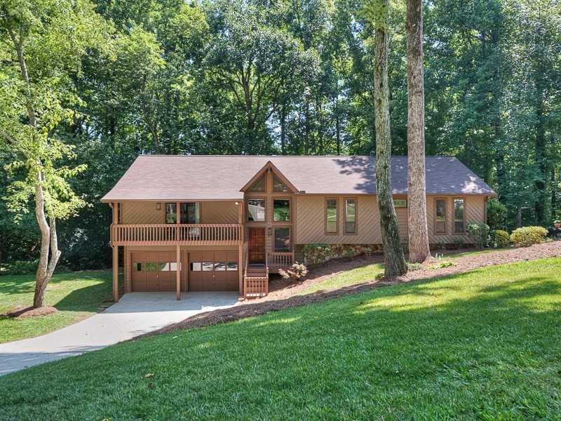 2084 Old Forge Way, Marietta, GA 30068 — most recent listing photo