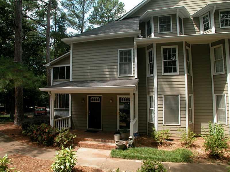 1465 Oakridge Circle 1465, Decatur, GA 30033 — most recent listing photo