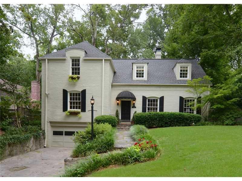 4 bedroom, 3,300 sq ft single family residence sold at 388 Brentwood Drive, Atlanta, GA 30305