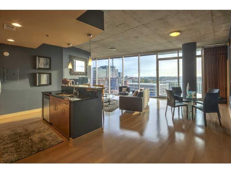 2 bedroom, 1,269 sq ft condominium sold at 950 W Peachtree Street 1212, Atlanta, GA 30309