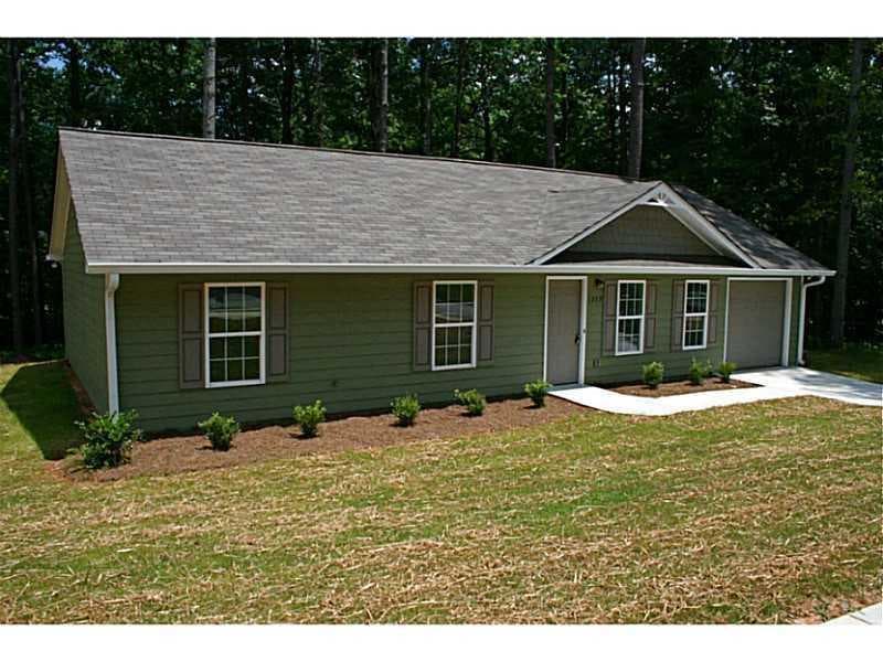 3 bedroom single family residence sold at 1239 Vonda Lane, Mableton, GA 30126