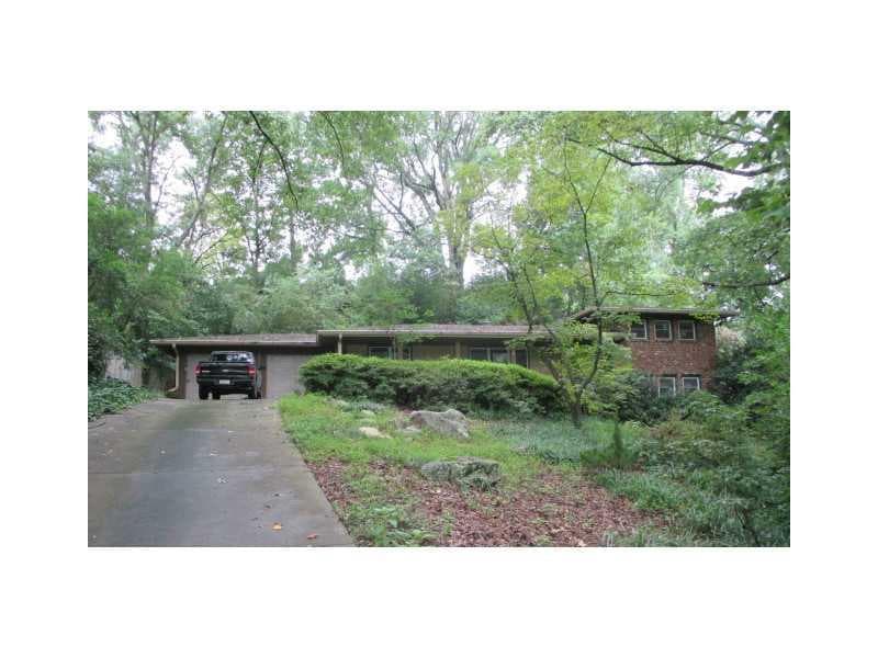 4 bedroom, 2,078 sq ft single family residence sold at 3223 Embry Circle, Atlanta, GA 30341