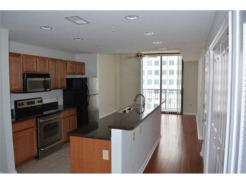 1 bedroom, 770 sq ft condominium sold at 3040 Peachtree Road 1002, Atlanta, GA 30305