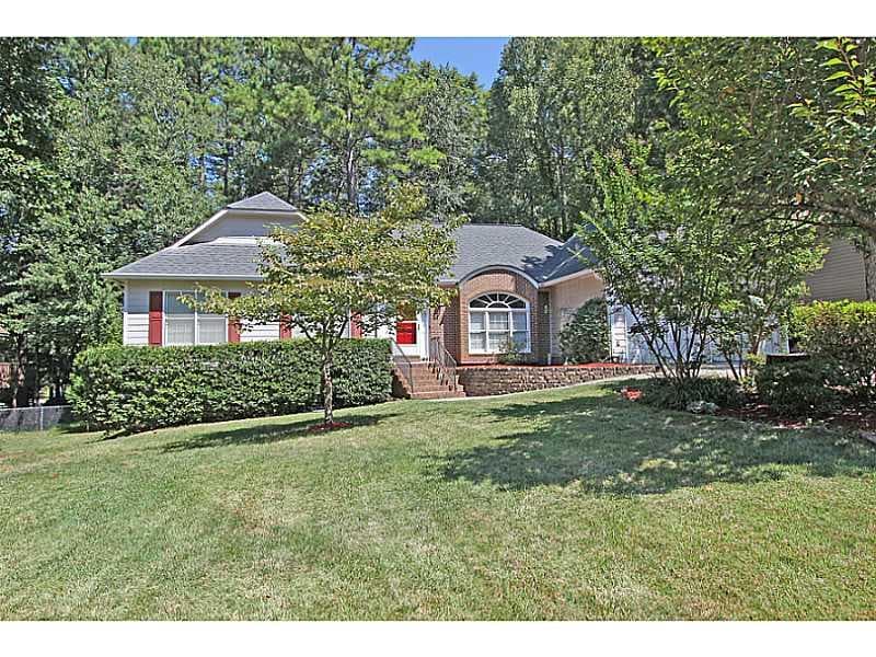 4 bedroom, 2,036 sq ft single family residence sold at 2267 Byron Court, Marietta, GA 30064
