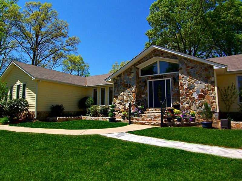 3330 Westbrook Road, Suwanee, GA 30024 — most recent listing photo