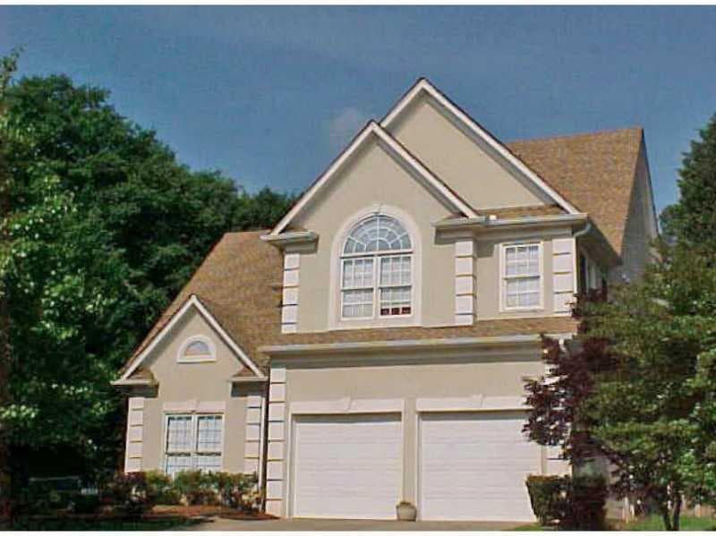 1025 Cresta Court, Roswell, GA 30075 — most recent listing photo