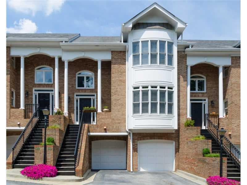3 bedroom, 2,058 sq ft townhouse sold at 1010 Heatherbrook Lane 1010, Atlanta, GA 30324